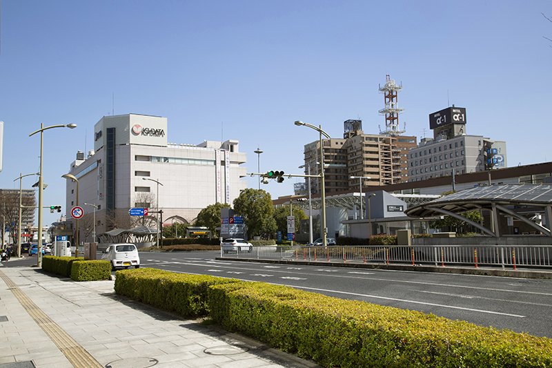 「松江」駅前の街並み